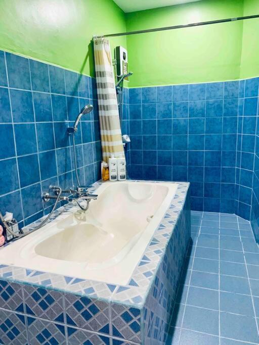 Entirehouse N Panglao Fastwifi Ac Hotshowers Netflix Villa Dauis Exterior photo